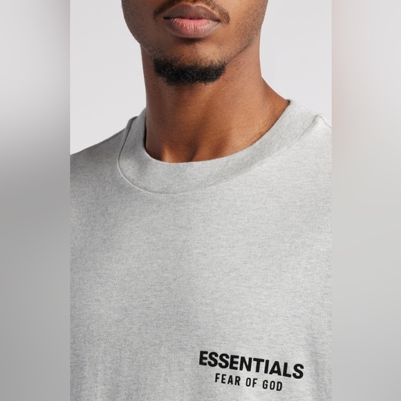 Fear of God Essentials Graphic T-Shirt in Heather Gray – NWT - Picture 5 of 7